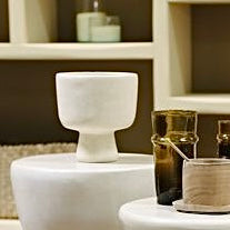 Afbeelding in Gallery-weergave laden, Tadelakt schaal op voet