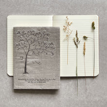 Afbeelding in Gallery-weergave laden, Linnen notebook