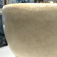 Afbeelding in Gallery-weergave laden, Tadelakt schaal op voet