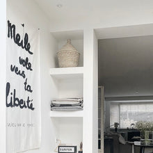 Afbeelding in Gallery-weergave laden, Wanddoek gepersonaliseerd