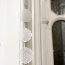 Afbeelding in Gallery-weergave laden, Schelpen slinger
