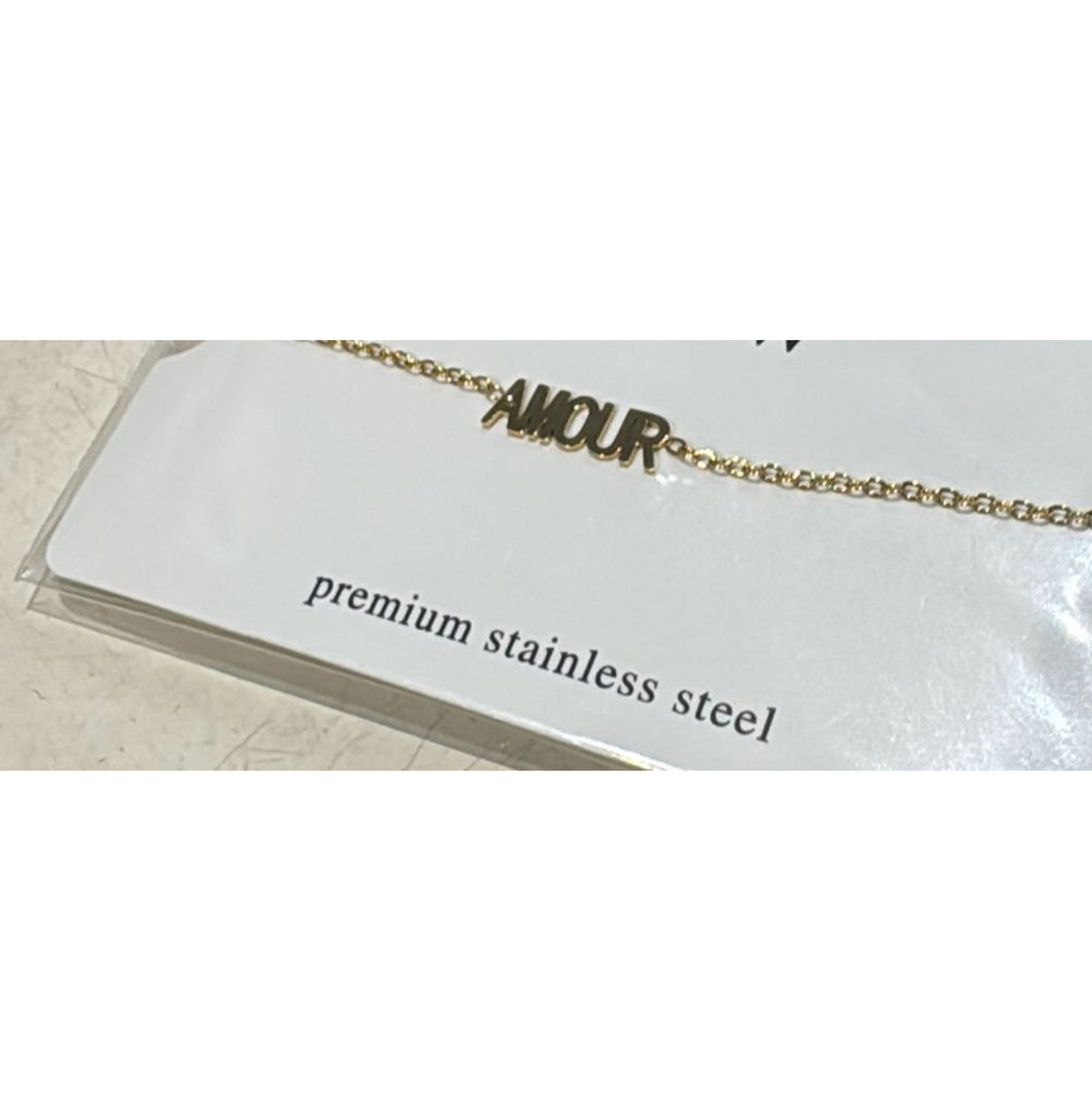 Goudkleurig LOVE armbandje