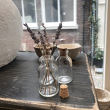 Afbeelding in Gallery-weergave laden, Mini fles vaasje
