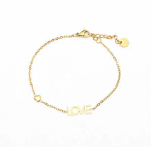 Afbeelding in Gallery-weergave laden, Goudkleurig LOVE armbandje
