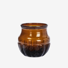 Afbeelding in Gallery-weergave laden, Vaasje bruin gerecycled glas
