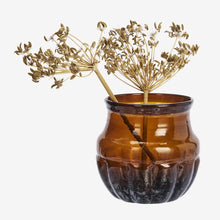 Afbeelding in Gallery-weergave laden, Vaasje bruin gerecycled glas
