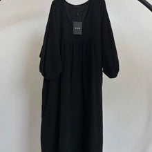 Afbeelding in Gallery-weergave laden, Oversized dress
