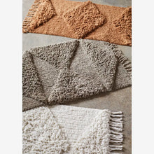 Afbeelding in Gallery-weergave laden, Tufted badmat
